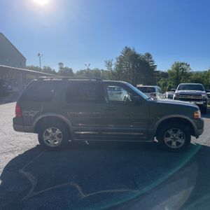 FORD EXPLORER EDDIE BAUER - 10