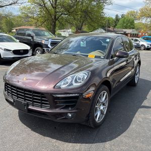 PORSCHE MACAN S - 1