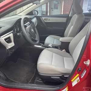 2016 Toyota COROLLA LE — миниатюра 32