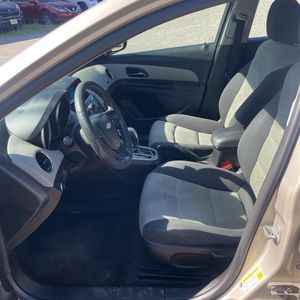 2013 Chevrolet CRUZE LS AUTO — миниатюра 31