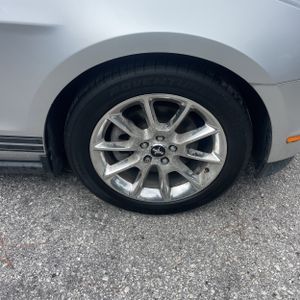 2011 FORD MUSTANG V6 PREMIUM 照片 20