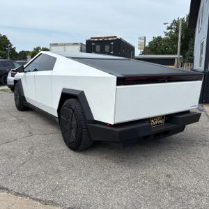 صورة 5 لـ 2024 Tesla CYBERTRUCK BASE