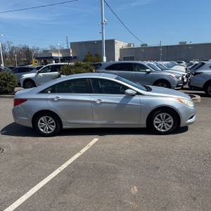 HYUNDAI SONATA GLS - 10