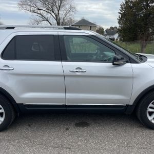 FORD EXPLORER XLT - 9