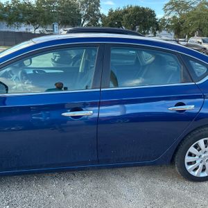 2019 Nissan SENTRA S 照片 3