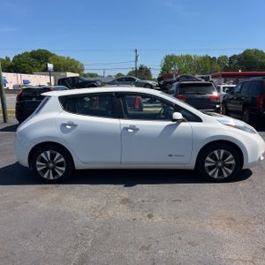 NISSAN LEAF SL - 10