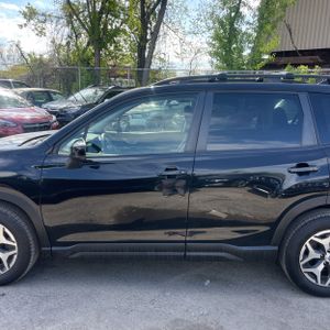 SUBARU FORESTER PREMIUM - 4