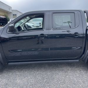 2024 Nissan FRONTIER SV — фото 4