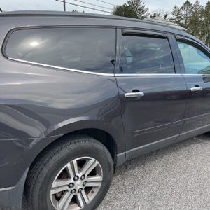 CHEVROLET TRAVERSE LT - 9