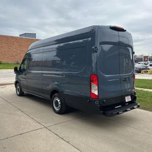 FORD TRANSIT 250 - 5