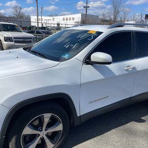 JEEP CHEROKEE LIMITED - 2