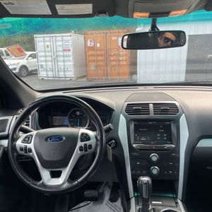 صورة مصغرة 36 لـ 2013 FORD EXPLORER XLT