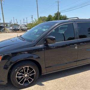 2019 Dodge GRAND CARAVAN GT — фото 2