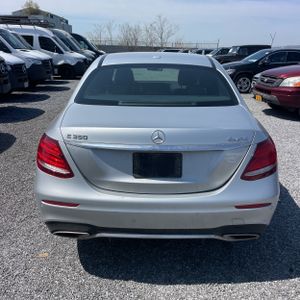 MERCEDES-BENZ E-CLASS - 7