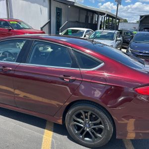 FORD FUSION SE - 6