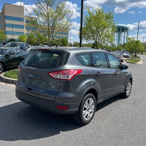 FORD ESCAPE S - 8