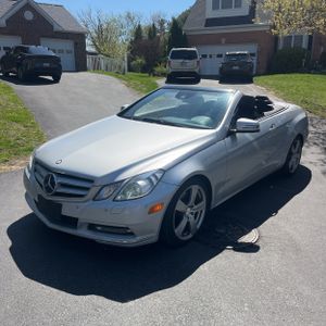 MERCEDES-BENZ E-CLASS - 1