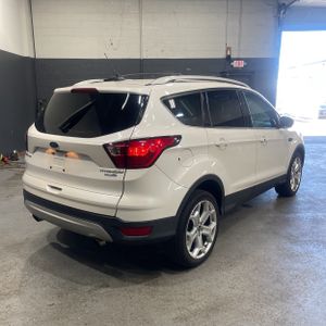FORD ESCAPE TITANIUM - 8