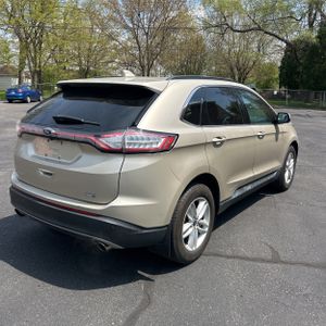 FORD EDGE SEL - 8