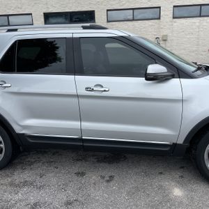 FORD EXPLORER LIMITED - 9
