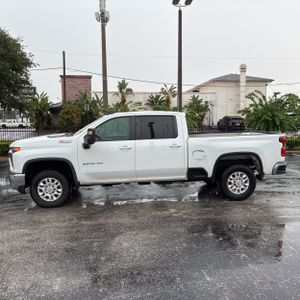 2021 Chevrolet SILVERADO 2500HD LT 照片 3