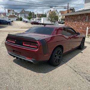 صورة 8 لـ 2017 Dodge CHALLENGER R/T