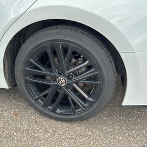 2025 Toyota CAMRY SE thumbnail 16