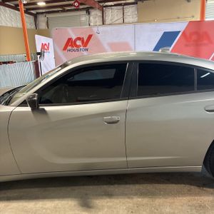 DODGE CHARGER SXT - 4