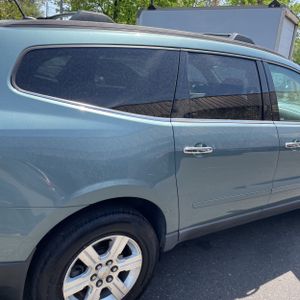 CHEVROLET TRAVERSE LT - 9