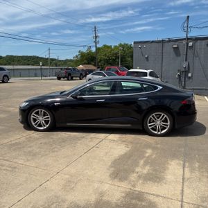 TESLA MODEL S BASE - 3