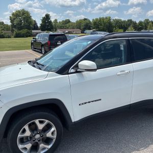 صورة 2 لـ 2019 JEEP COMPASS LIMITED