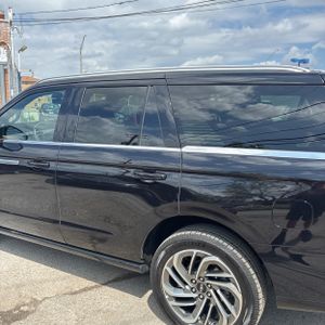 LINCOLN NAVIGATOR RESERVE - 6