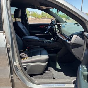 2025 Chevrolet TRAVERSE Z71 — миниатюра 34