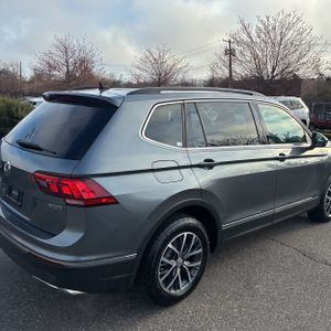 VOLKSWAGEN TIGUAN SE 4MOTION - 9