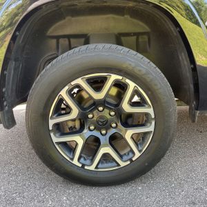 صورة مصغرة 19 لـ 2025 RAM 1500 LARAMIE