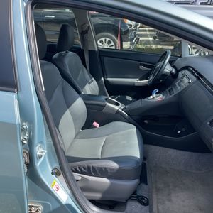 2012 Toyota PRIUS FOUR — фото 33