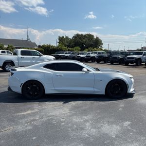 2017 Chevrolet CAMARO SS 照片 10