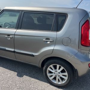 2012 KIA SOUL + photo 6