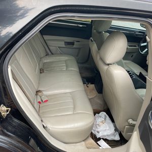 صورة مصغرة 35 لـ 2006 Chrysler 300 C