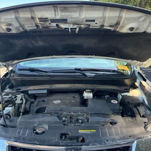 2015 Nissan PATHFINDER SL 照片 41