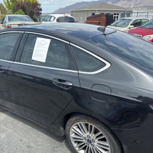 FORD FUSION SE - 6