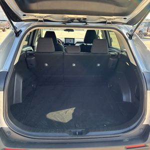 صورة مصغرة 42 لـ 2025 Toyota RAV4 LE
