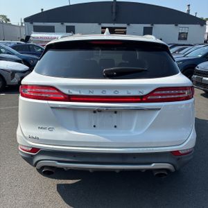 صورة 7 لـ 2019 Lincoln MKC SELECT