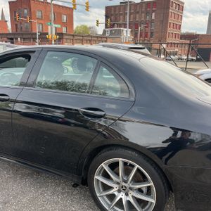 MERCEDES-BENZ E-CLASS - 6