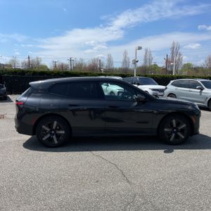BMW IX XDRIVE50 - 10