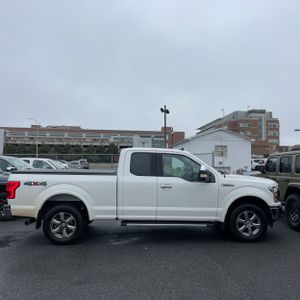 FORD F-150 LARIAT - 10