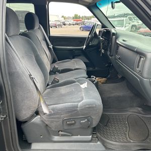 صورة مصغرة 32 لـ 2001 Chevrolet SILVERADO 1500 LS