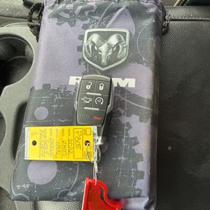 2022 RAM 2500 LARAMIE thumbnail 55