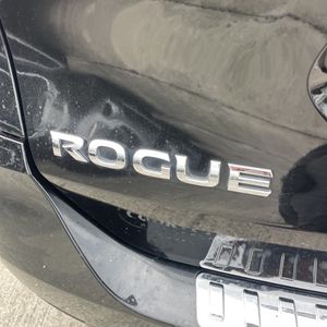 2017 Nissan ROGUE SV 缩略图 23