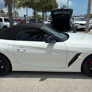 صورة 10 لـ 2023 BMW Z4 M40I